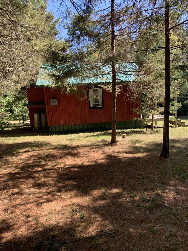 Property Photo: 3232 W Kenneth Rd MI 49760