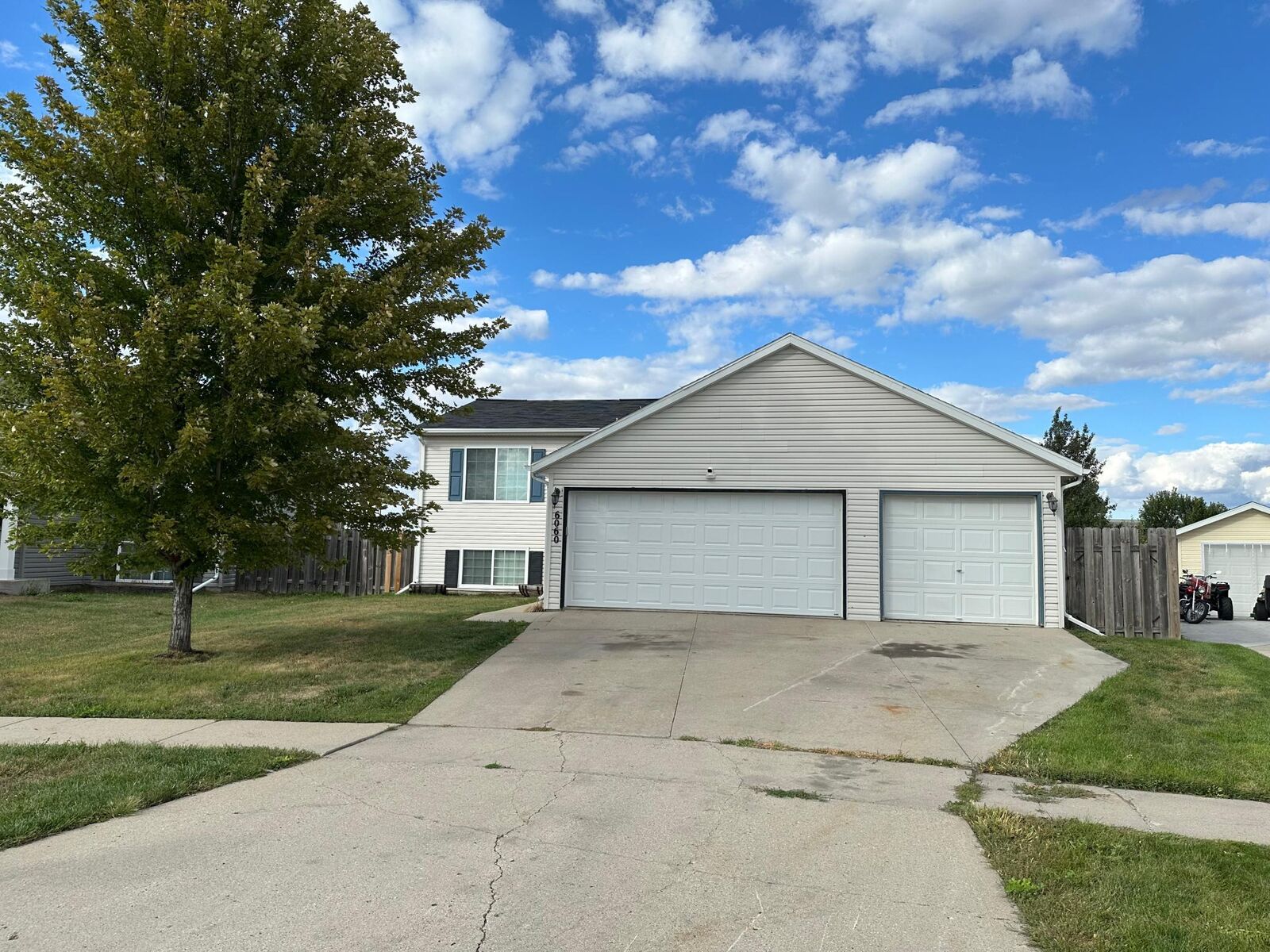 Property Photo:  6060 Bennett Court S  ND 58104 