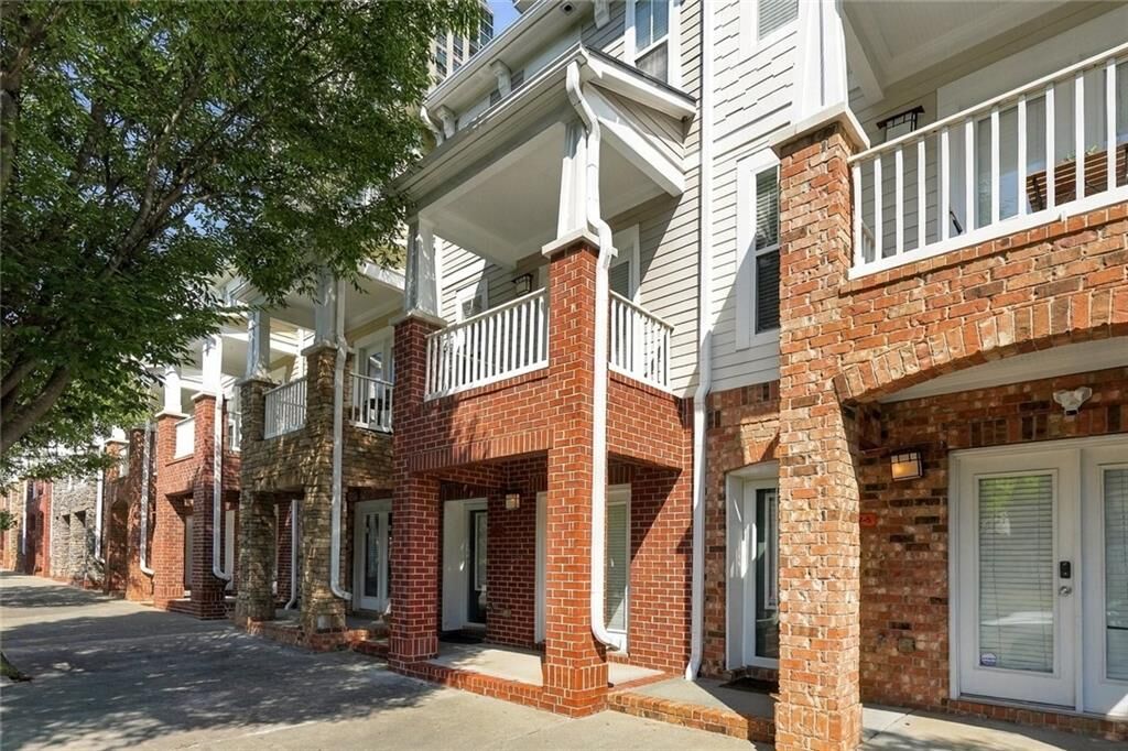 Property Photo:  217 16th Street NW 6  GA 30363 