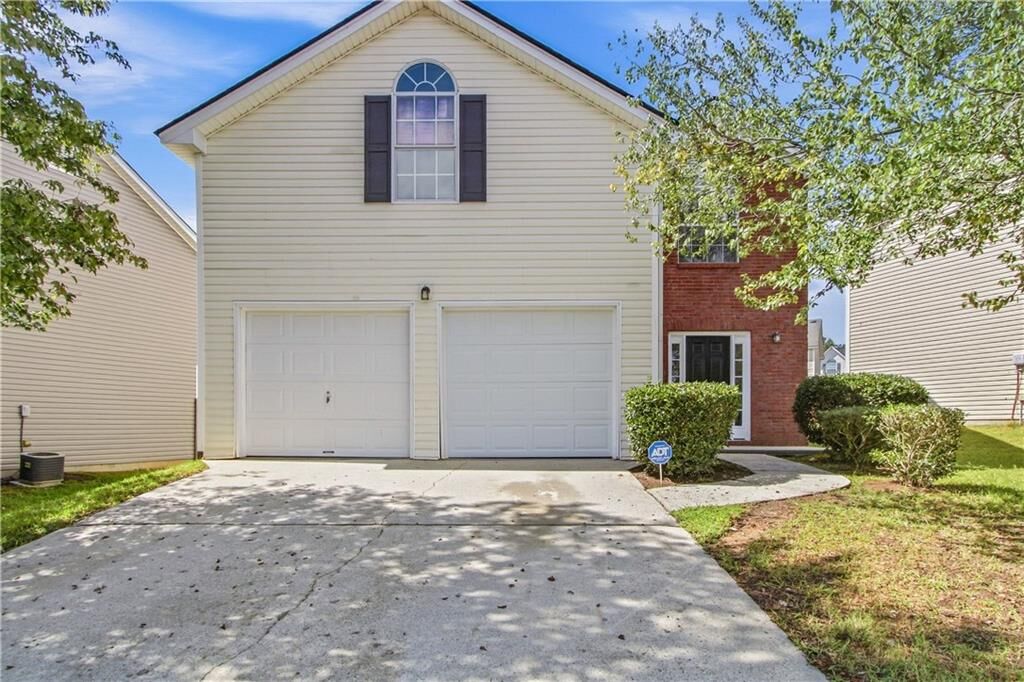 Property Photo:  2571 S Hills  GA 30296 