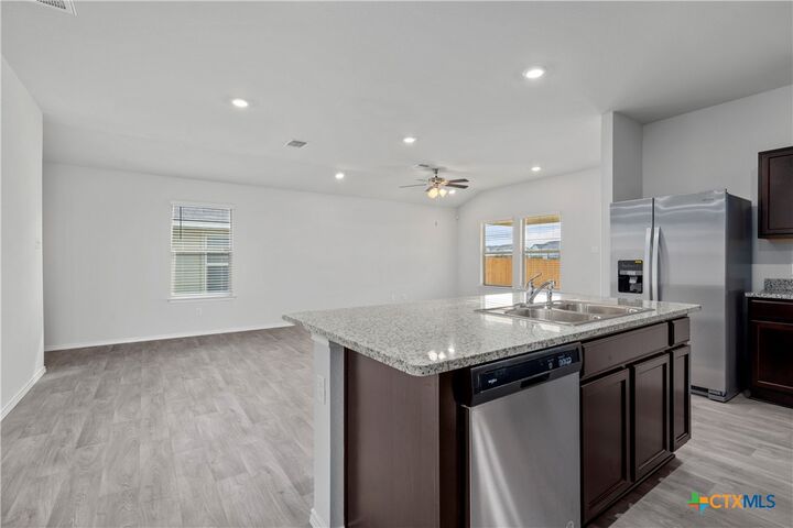 Property Photo:  6912 Reginald Drive  TX 76549 