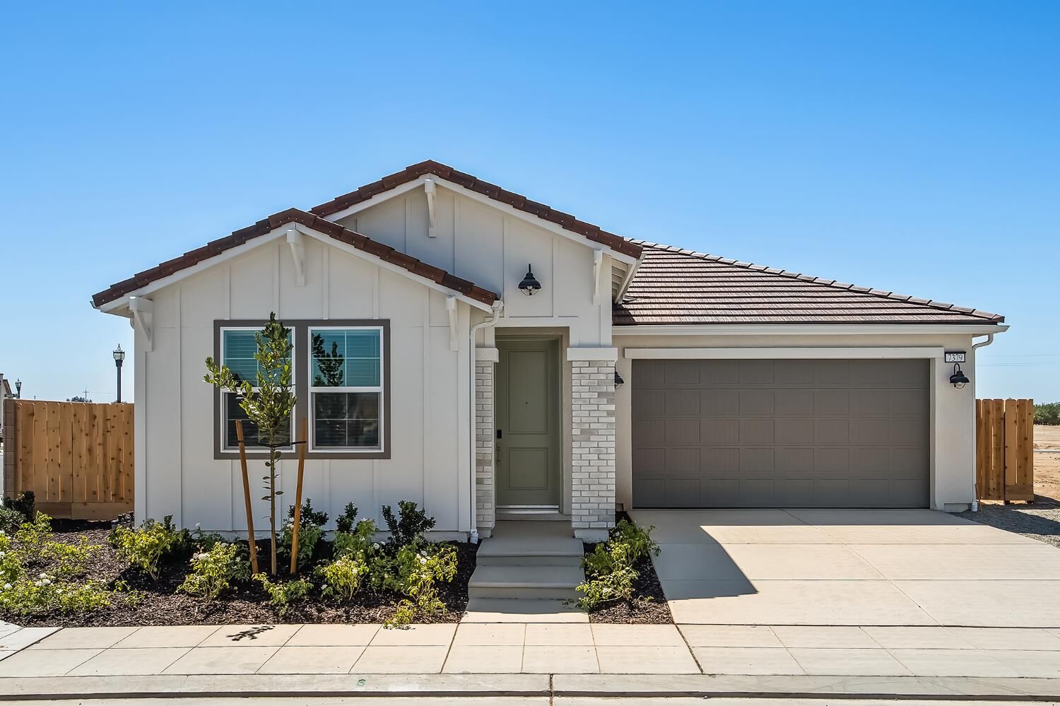 Property Photo: 7379 W Hadley Avenue CA 93723