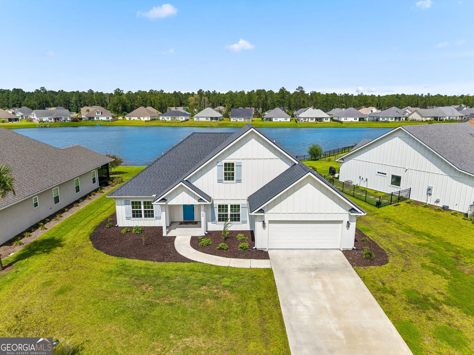 Property Photo: 165 Allie Loop GA 31525