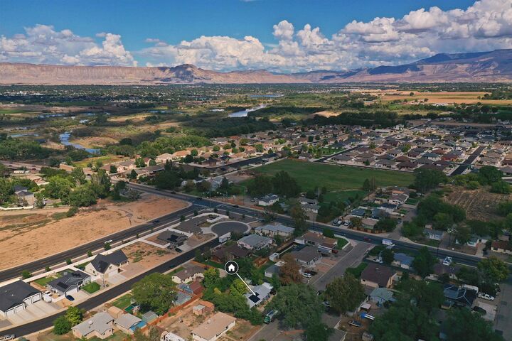 Property Photo: 2892 Victoria Drive CO 81503