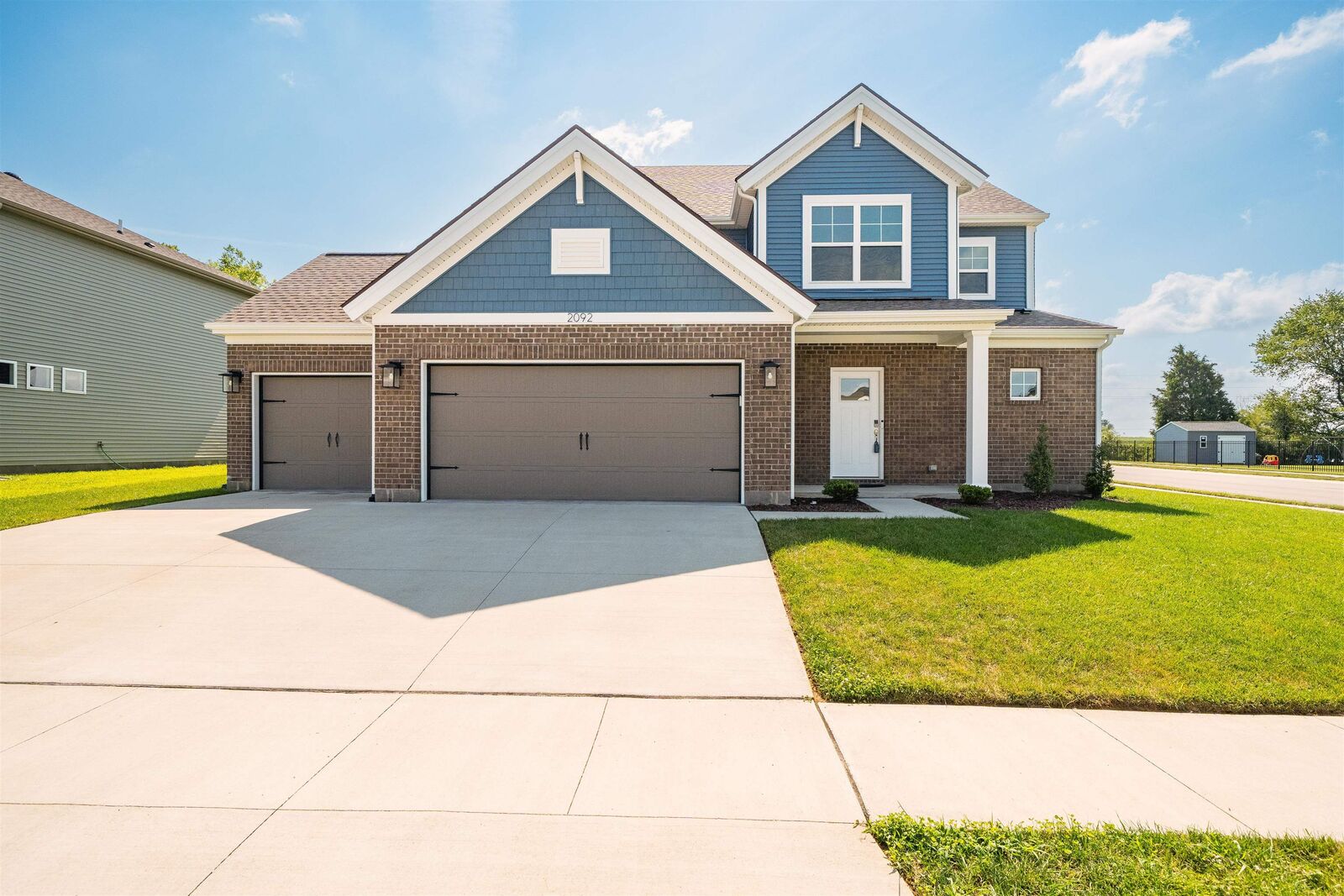 Property Photo: 2092 Pebble Wood Dr KY 42303-7676