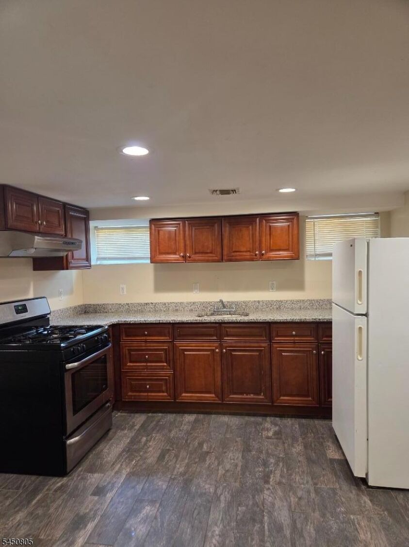 Property Photo: 130 N 5th 1A NJ 07522