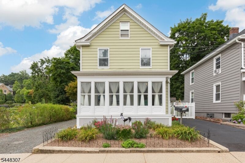 Property Photo:  118 Claremont Rd  NJ 07924 