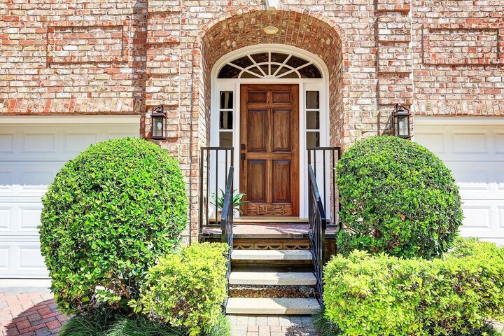 Property Photo:  1933 Woodbury Street  TX 77030 