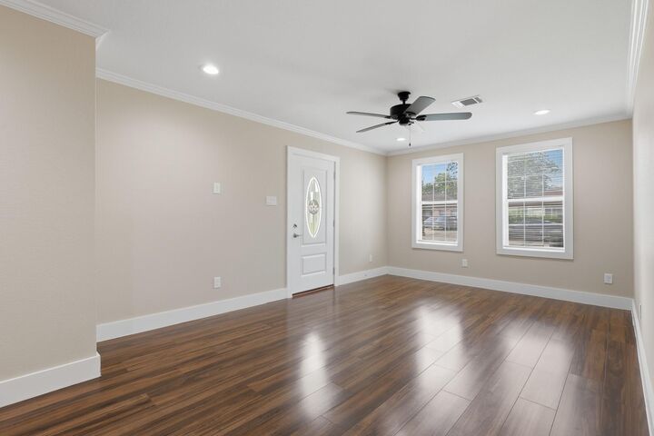 Property Photo:  1419 Roper Street  TX 77034 