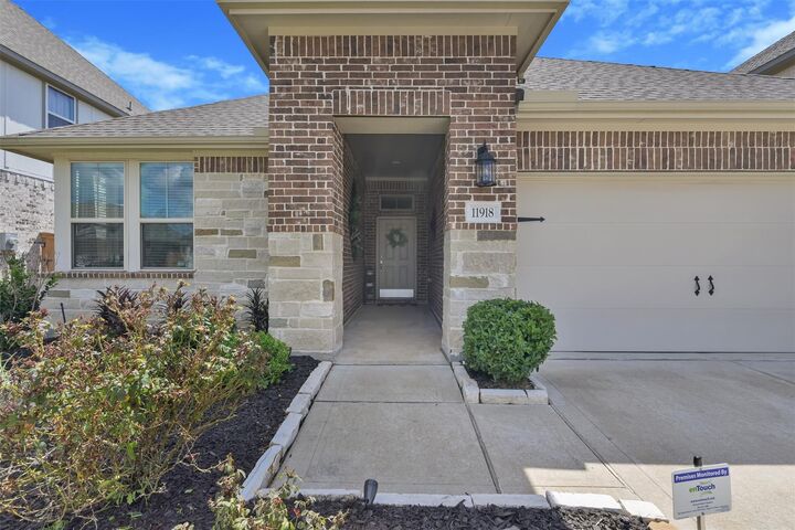 Property Photo:  11918 Clearview Cove Drive  TX 77346 