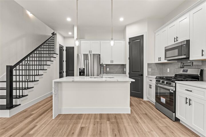 Property Photo:  4521 Newberry Street  TX 77051 