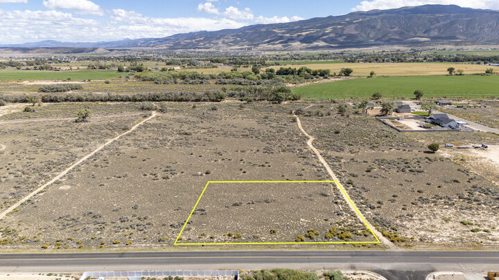 Property Photo: 4260 N 2300 W UT 84721