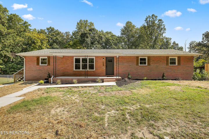Property Photo:  128 Edgewood Heights Lane  TN 37849 