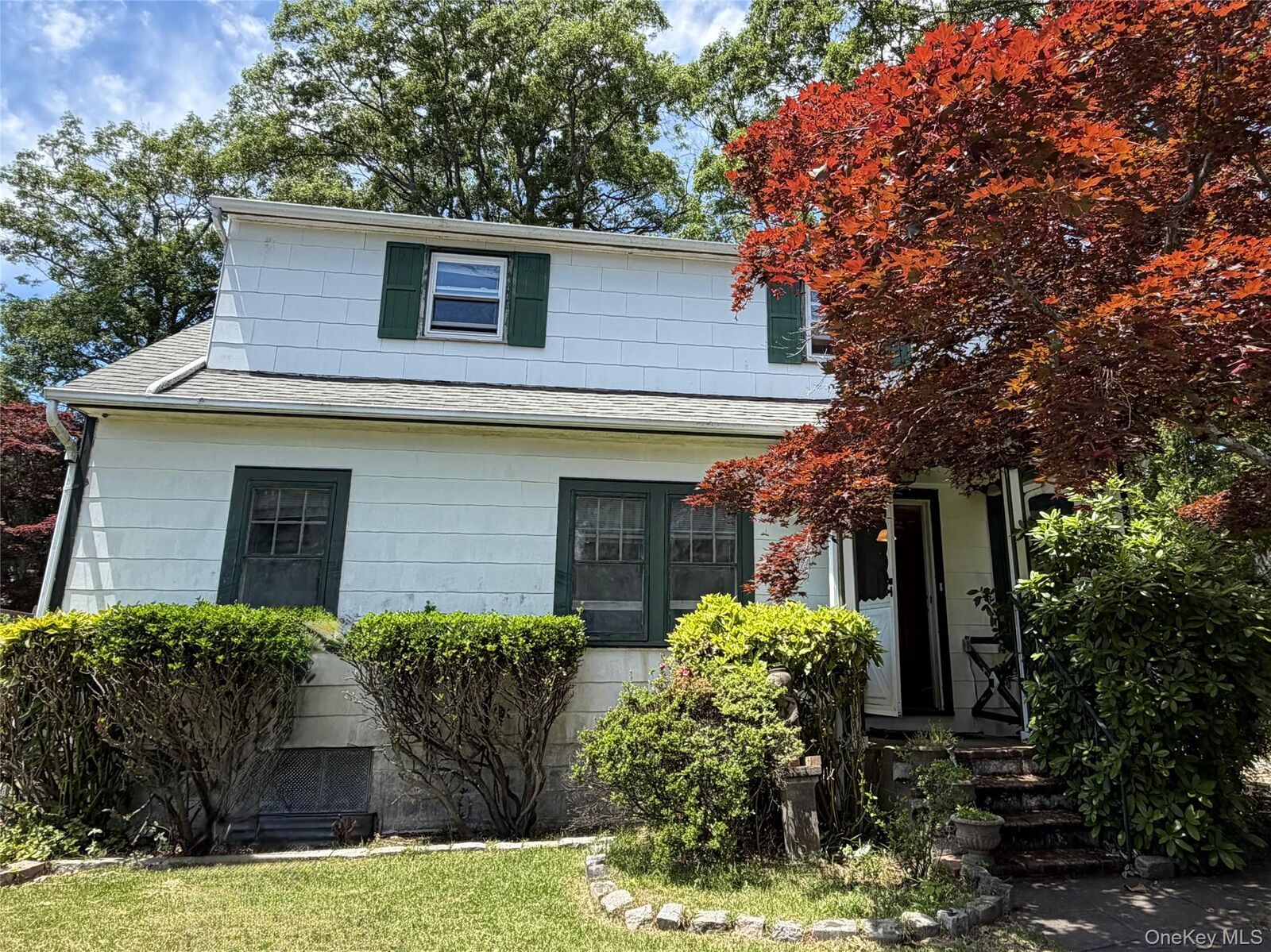 Property Photo:  54 Robin Rd  NY 11778 