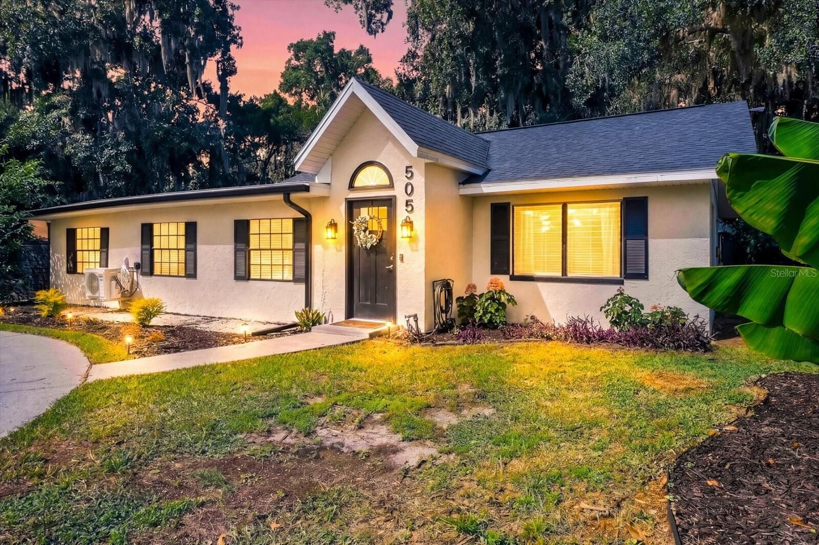 Property Photo:  505 Hickory Road  FL 34450 