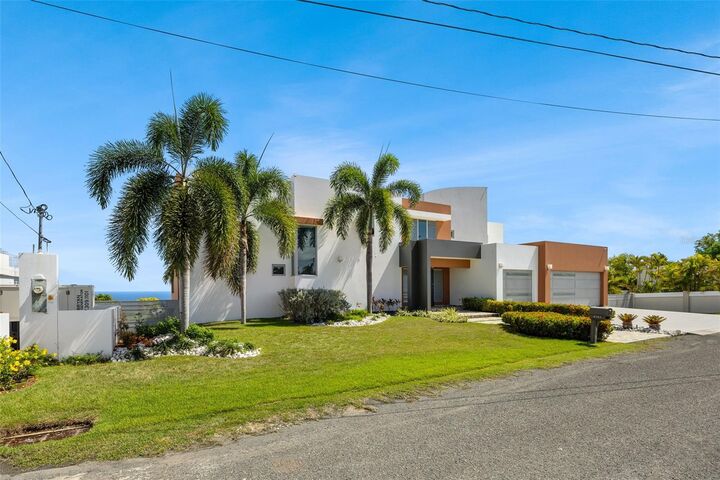 Property Photo: 1 Estancias Del Mar PR 00662