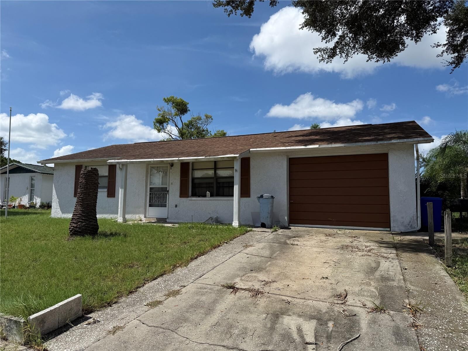 Property Photo: 4847 5th Street FL 34653