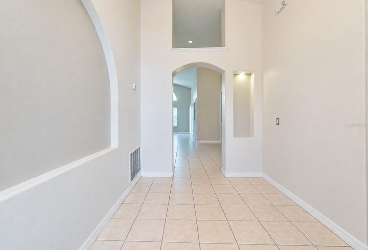 Property Photo:  2927 Blooming Alamanda Loop  FL 34747 