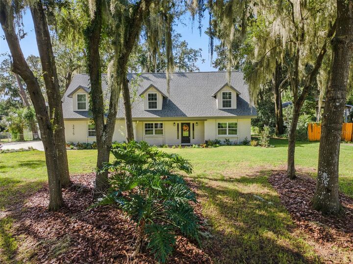 Property Photo:  3415 Imperial Lane  FL 33812 