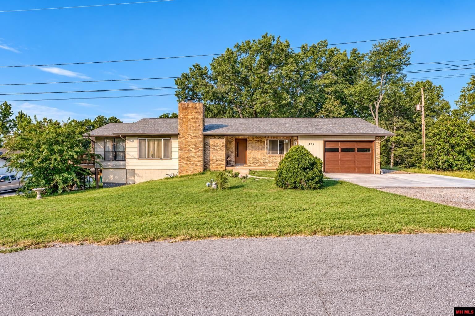 Property Photo:  404 8th Street  AR 72626 