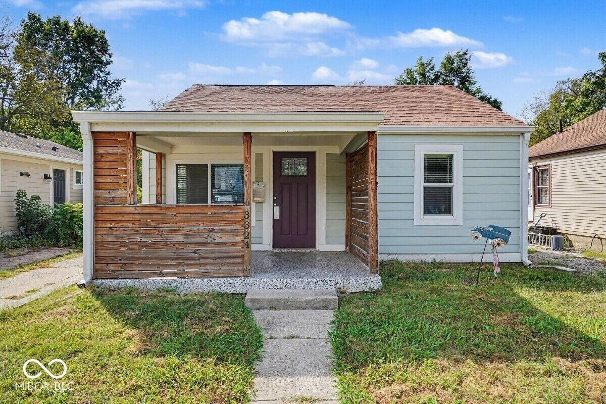 Property Photo: 3324 Ralston Avenue IN 46218