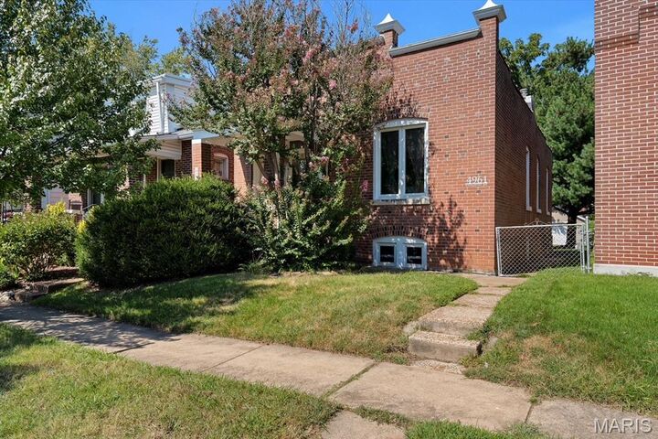 Property Photo:  4961 Schollmeyer Avenue  MO 63109 