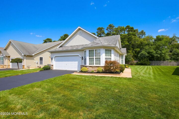 Property Photo:  607 Timberline Lane  NJ 08759 