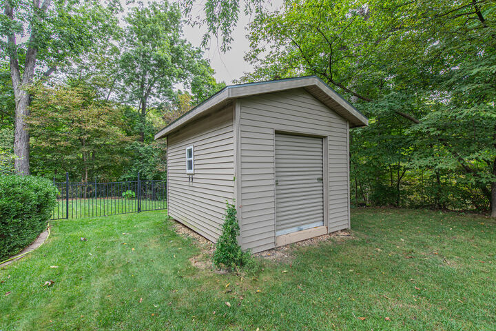 Property Photo: 2339 Amelia Drive IL 61356