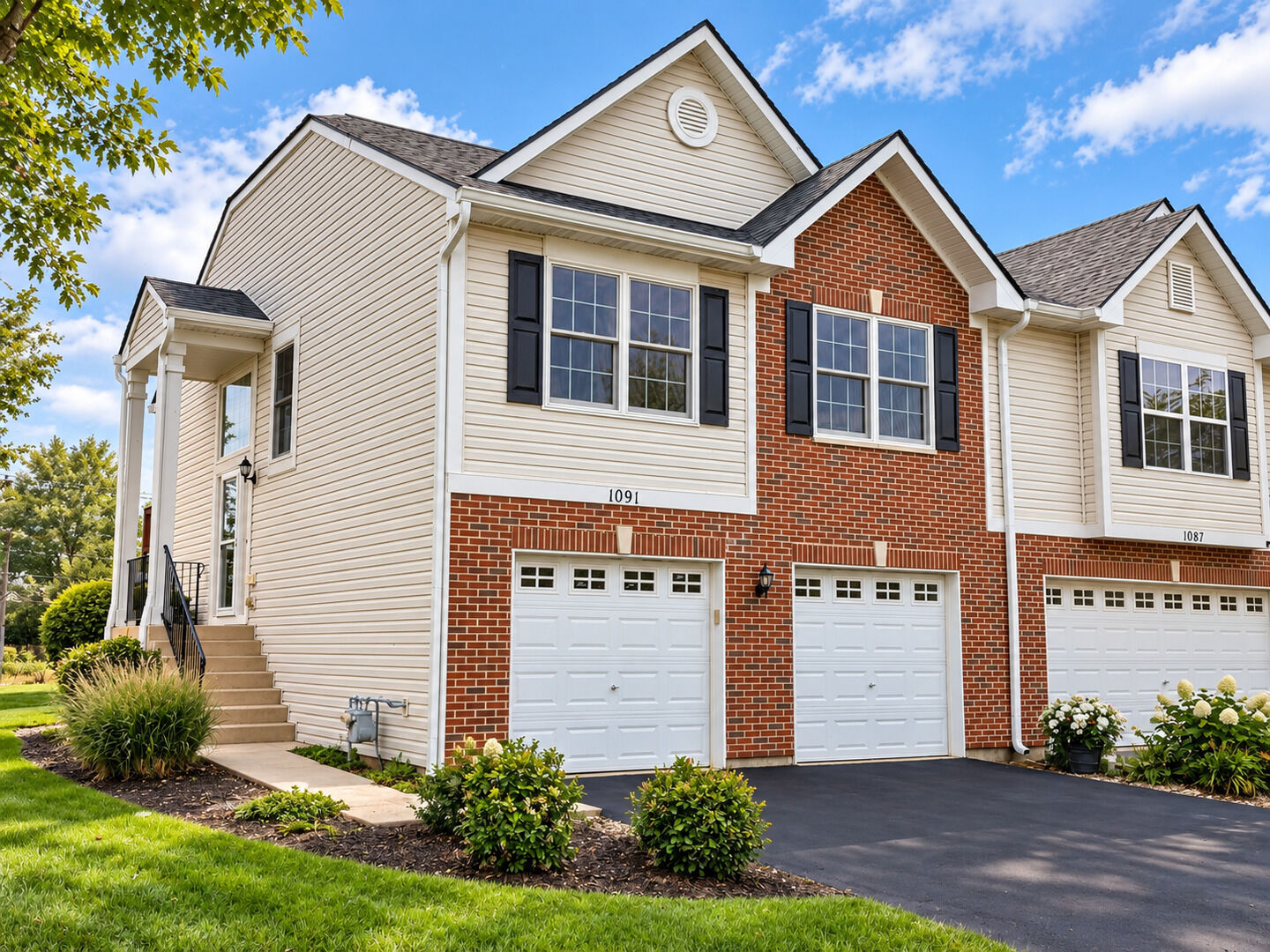 Property Photo: 1091 Marcello Drive 1091 IL 60140