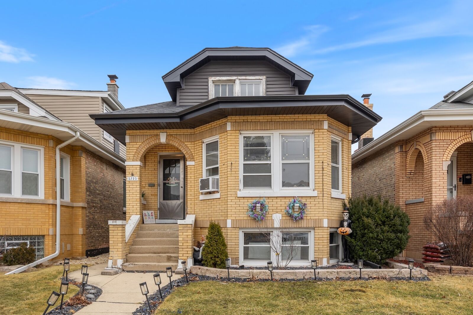 Property Photo: 3723 Home Avenue IL 60402