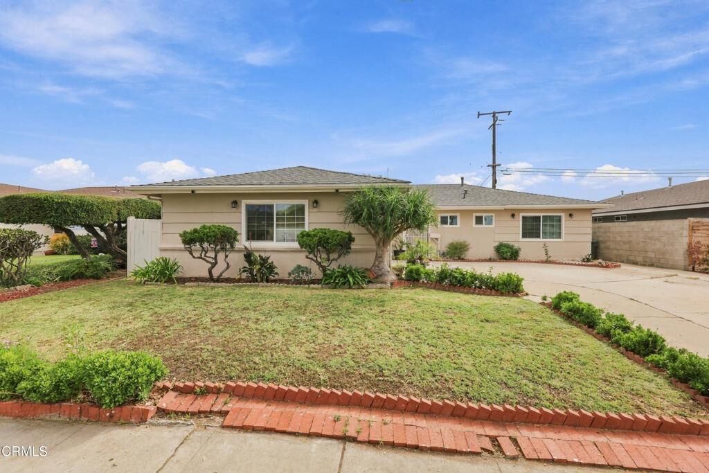 Property Photo:  4400 Hamilton Avenue  CA 93033 