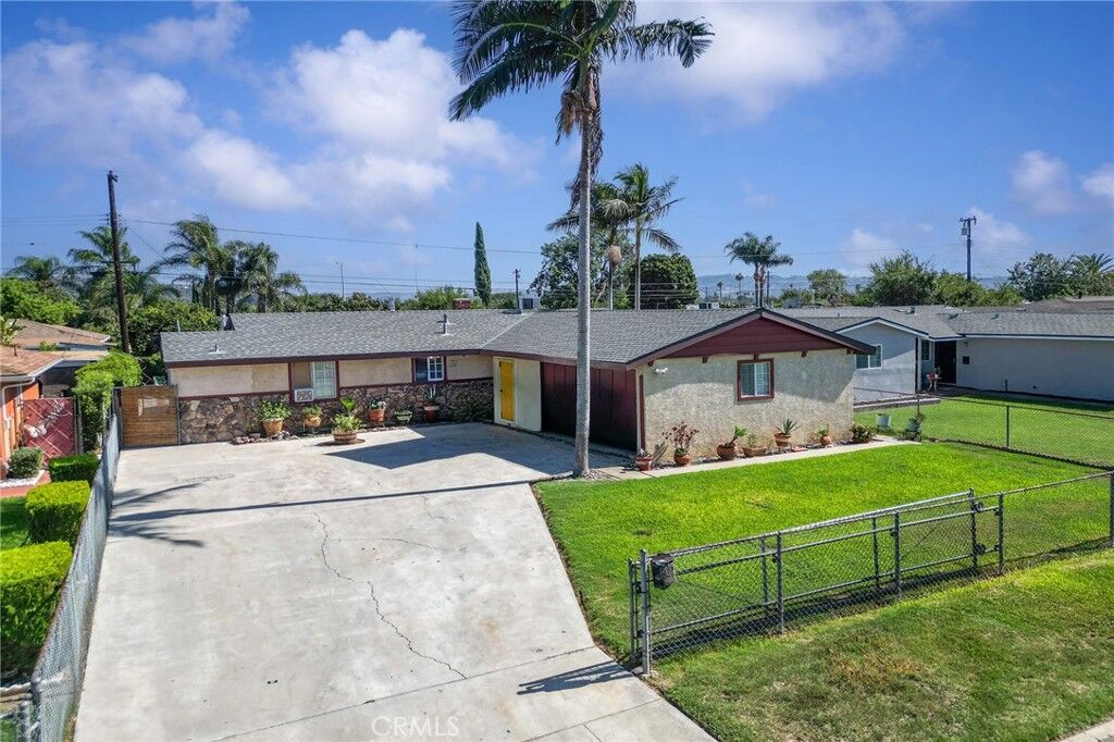 Property Photo: 656 Sandy Hook CA 91744