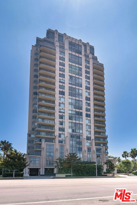 Property Photo:  10800 Wilshire Boulevard 1101  CA 90024 