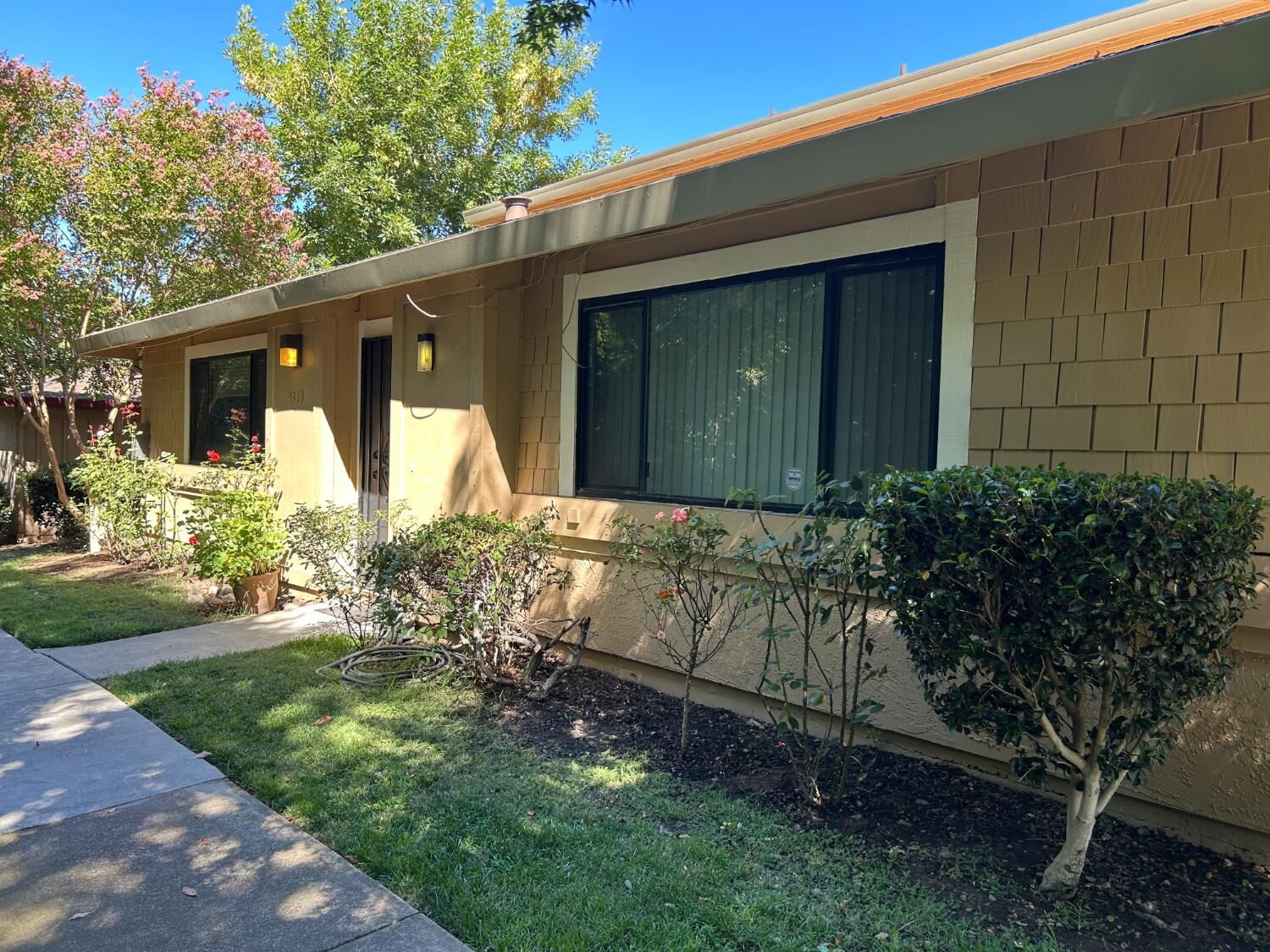 Property Photo:  5313 Winfield Way 1  CA 95841 