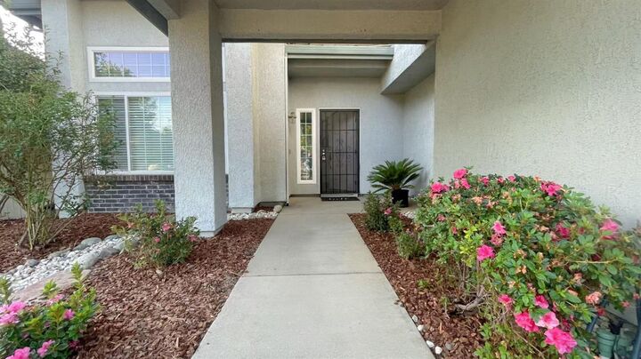 Property Photo:  112 Elkins Circle  CA 95630 