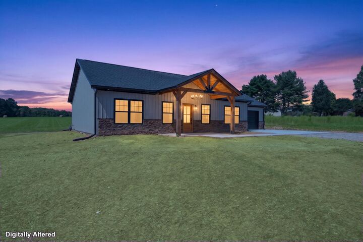 Property Photo: 36 Meadowwood Ln TN 37398
