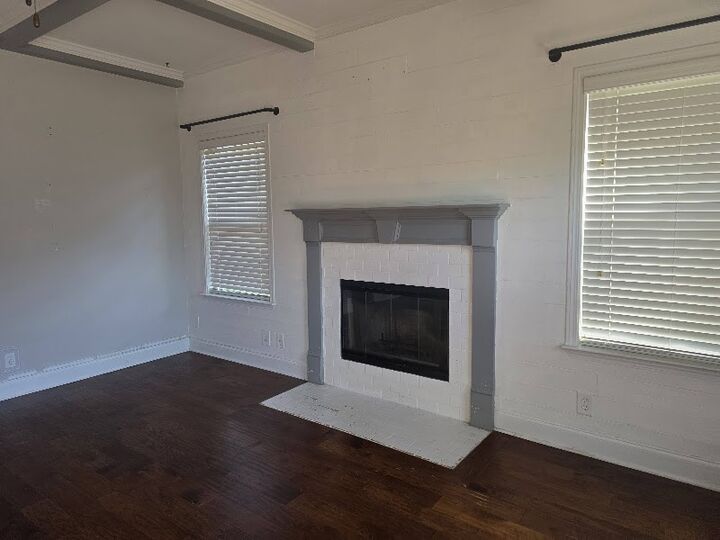 Property Photo: 2060 Bandera Dr TN 37042