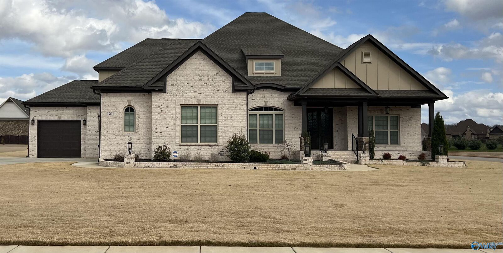 Property Photo:  19 Bluff Creek  AL 35803 