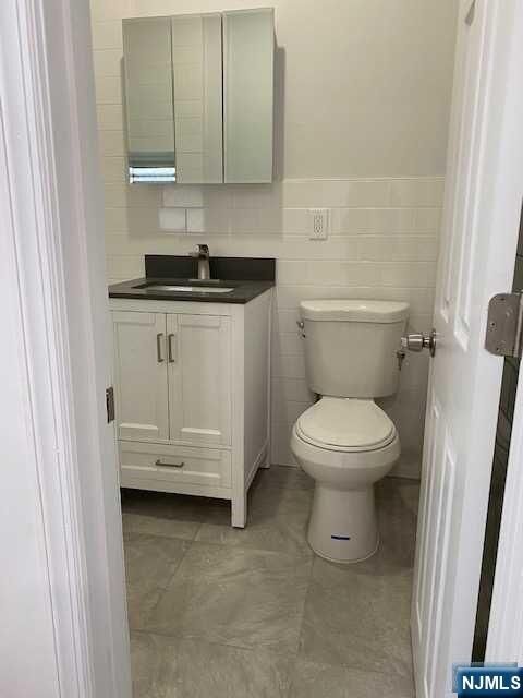 Property Photo:  315 70th Street 2  NJ 07093 