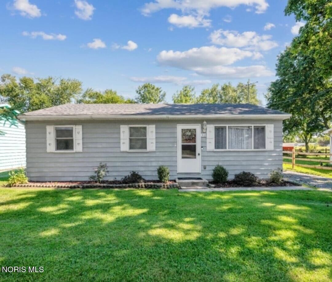 Property Photo:  310 Jackson Street  OH 43515 