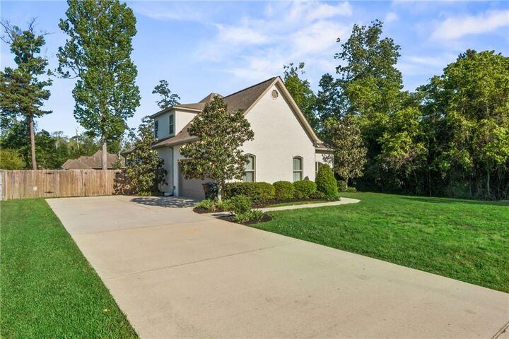 Property Photo: 420 White Ash Loop LA 70447