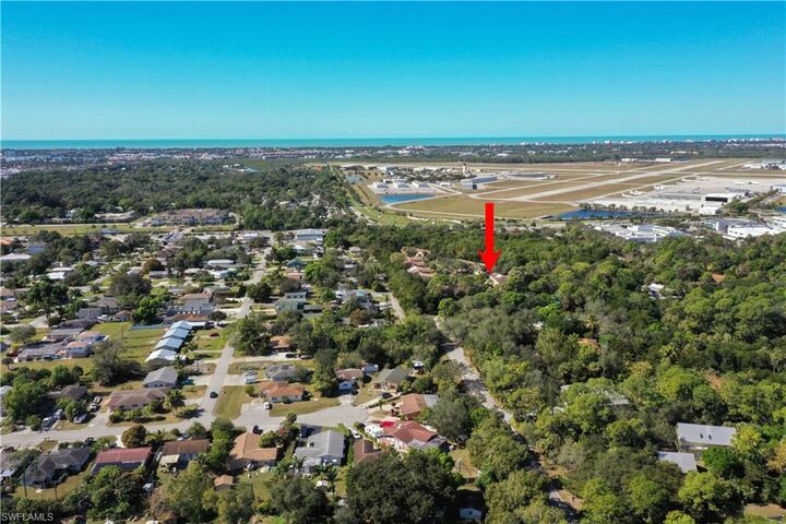 Property Photo:  3505 Avion Woods Ct 904  FL 34104 