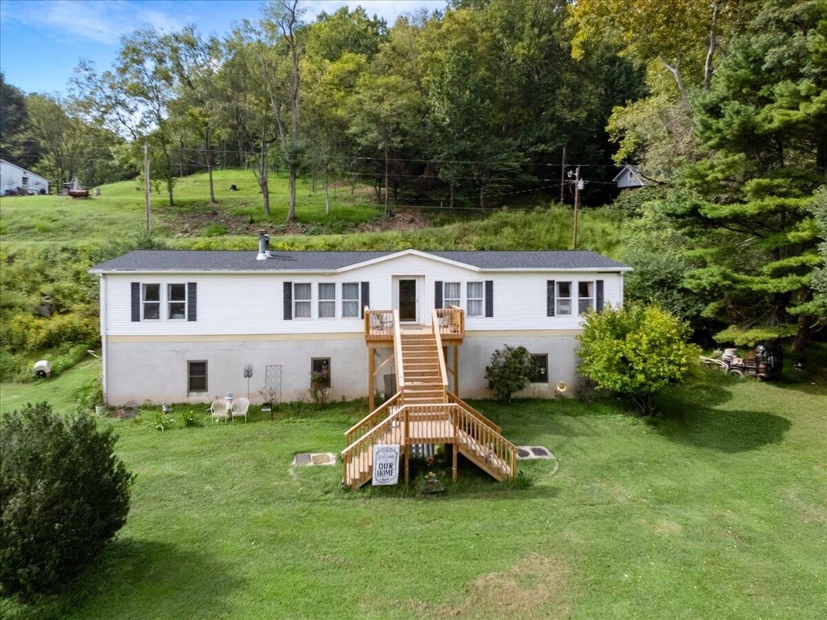 Property Photo:  1721 Shulls Lane  VA 24324 