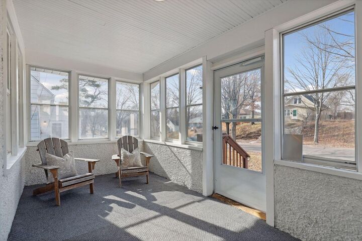 Property Photo:  3322 Girard Avenue N  MN 55412 