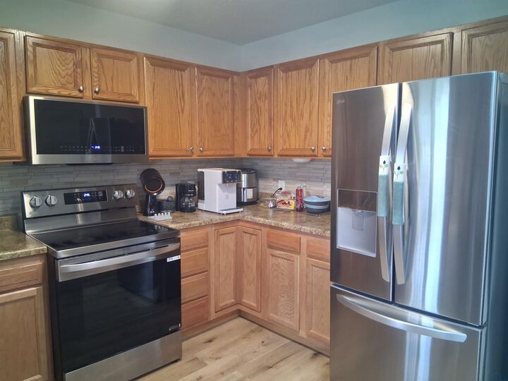 Property Photo:  1921 Fairbanks  IA 51109 