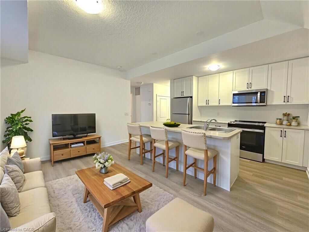 Property Photo:  70 Kenesky Drive 11  ON L8B 1Y4 