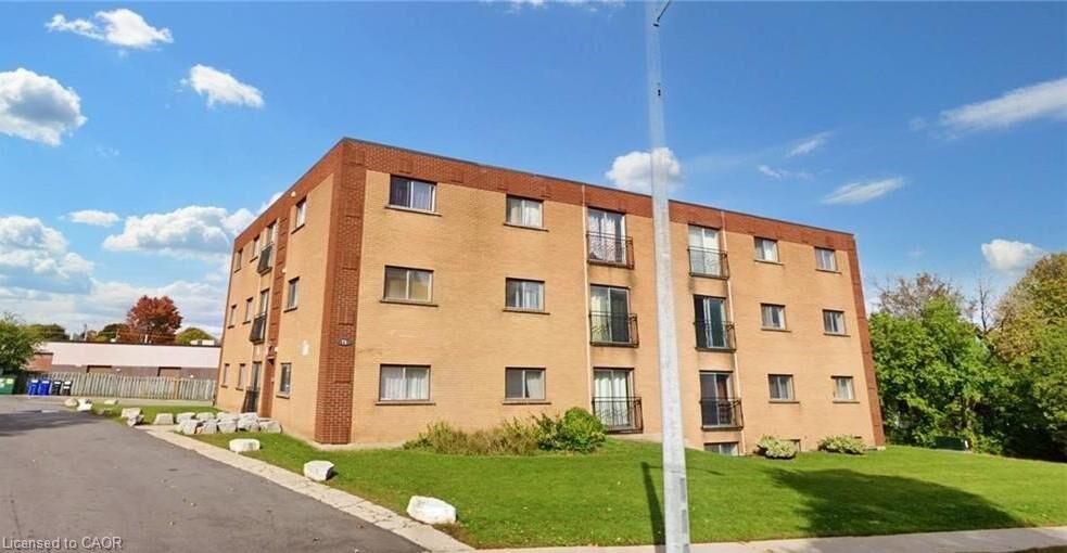 Property Photo:  76 Brybeck Crescent 303  ON N2M 2C6 