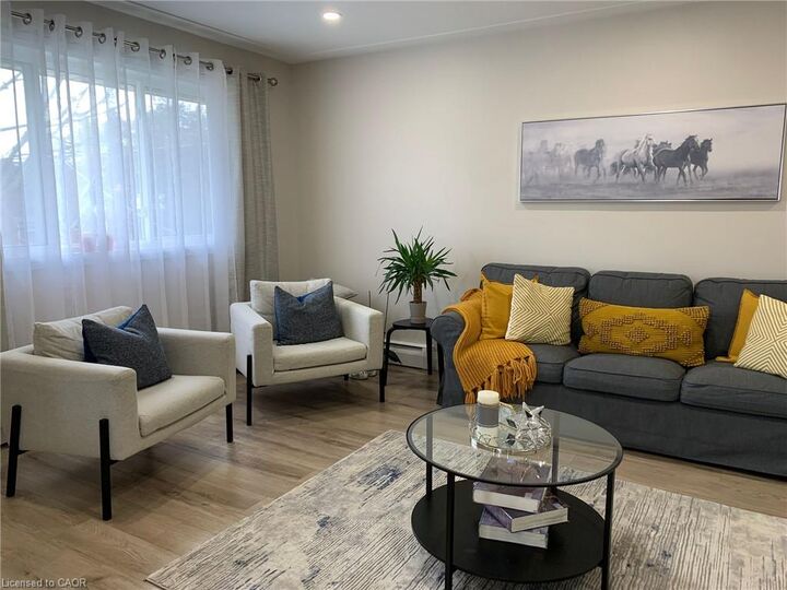 Property Photo:  226 Heiman Street 3  ON N2M 3M3 