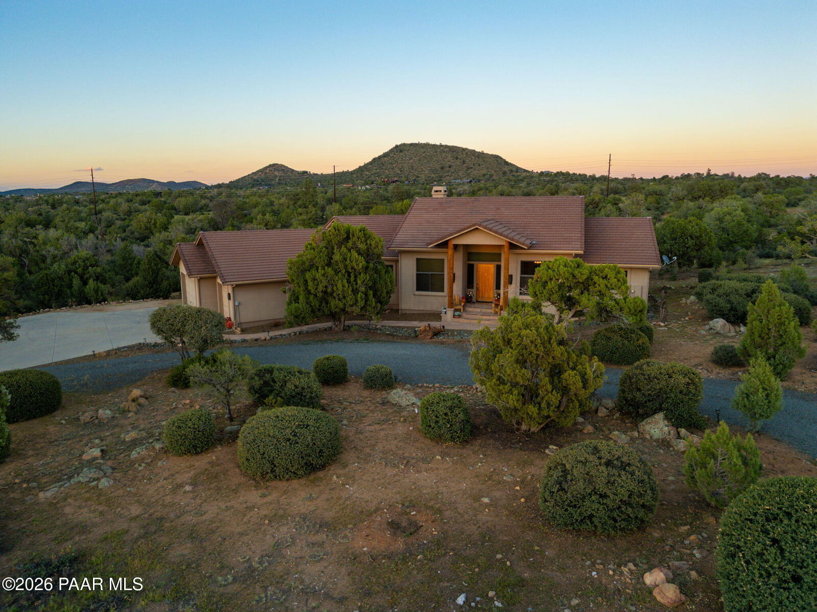 Property Photo: 13895 N Spotted Eagle Drive AZ 86305