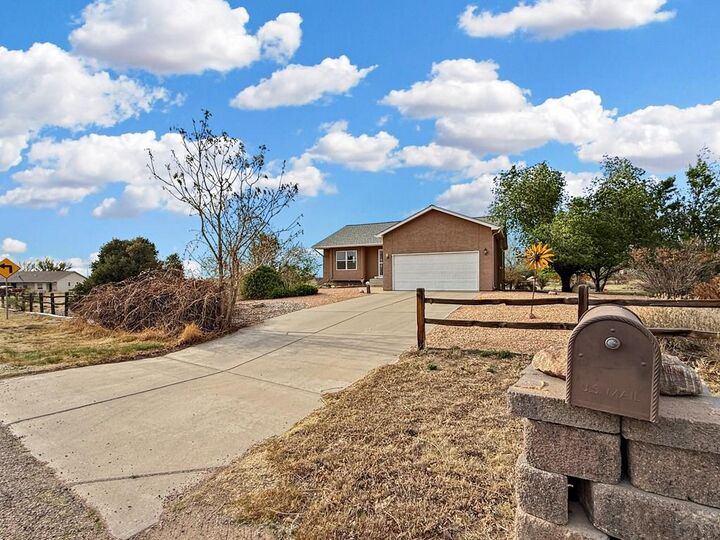 Property Photo: 409 Baldwyn Dr CO 81007